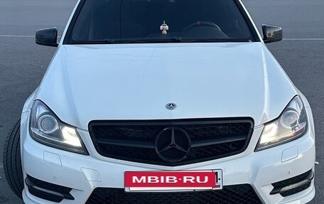 Mercedes-Benz C-Класс, 2011 год, 1 400 000 рублей, 6 фотография