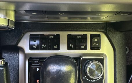 Toyota Land Cruiser 200, 2015 год, 6 200 000 рублей, 13 фотография