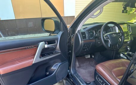 Toyota Land Cruiser 200, 2015 год, 6 200 000 рублей, 17 фотография