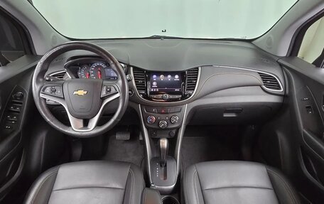 Chevrolet Trax, 2022 год, 1 190 000 рублей, 4 фотография