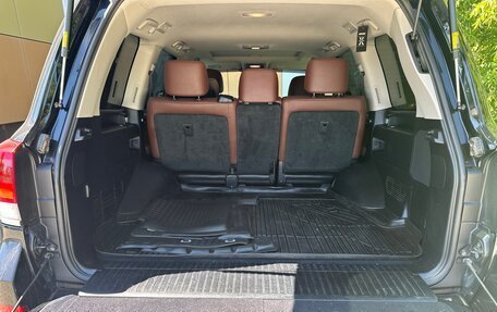 Toyota Land Cruiser 200, 2015 год, 6 200 000 рублей, 24 фотография