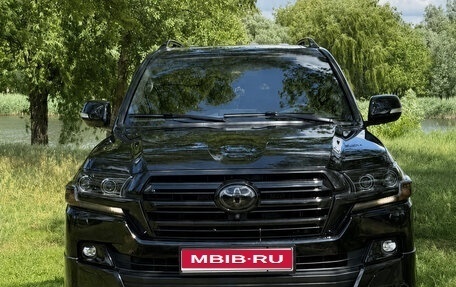 Toyota Land Cruiser 200, 2016 год, 5 040 500 рублей, 1 фотография