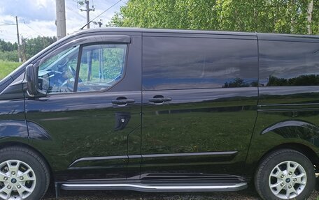 Ford Tourneo Custom I рестайлинг, 2021 год, 3 580 000 рублей, 5 фотография