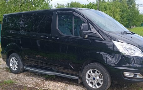 Ford Tourneo Custom I рестайлинг, 2021 год, 3 580 000 рублей, 2 фотография