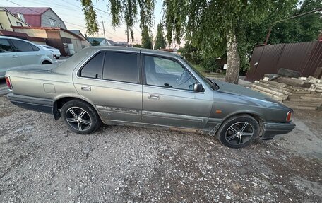 Mazda 929, 1987 год, 100 000 рублей, 4 фотография