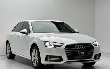 Audi A4, 2019 год, 1 930 000 рублей, 1 фотография