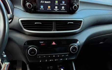 Hyundai Tucson III, 2019 год, 2 500 000 рублей, 8 фотография