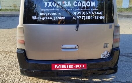 Toyota bB I рестайлинг, 2001 год, 355 000 рублей, 9 фотография