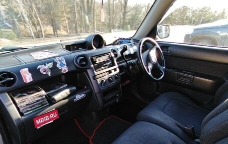 Toyota bB I рестайлинг, 2001 год, 355 000 рублей, 13 фотография