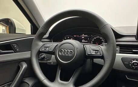 Audi A4, 2019 год, 1 930 000 рублей, 8 фотография