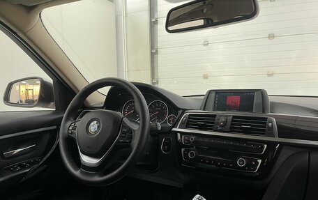 BMW 3 серия, 2017 год, 2 100 000 рублей, 10 фотография