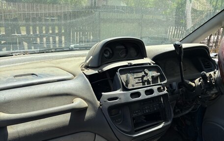 Mitsubishi Delica IV, 1998 год, 215 000 рублей, 7 фотография
