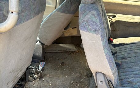 Mitsubishi Delica IV, 1998 год, 215 000 рублей, 12 фотография