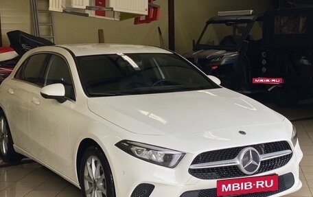Mercedes-Benz A-Класс, 2018 год, 3 100 000 рублей, 3 фотография