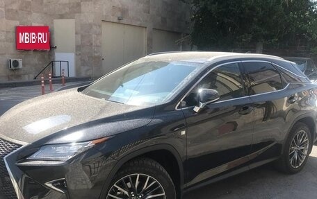 Lexus RX IV рестайлинг, 2017 год, 5 100 000 рублей, 1 фотография