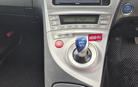 Toyota Prius, 2014 год, 1 080 000 рублей, 15 фотография