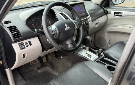 Mitsubishi Pajero Sport II рестайлинг, 2011 год, 1 520 000 рублей, 11 фотография