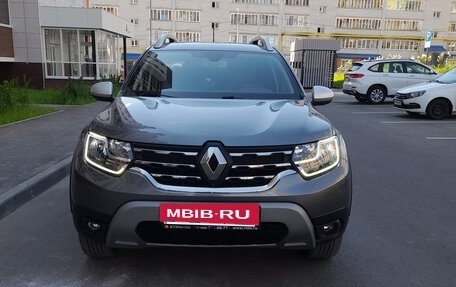 Renault Duster, 2021 год, 1 985 000 рублей, 3 фотография