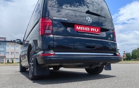 Volkswagen Multivan T6 рестайлинг, 2022 год, 6 800 000 рублей, 5 фотография