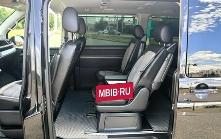Volkswagen Multivan T6 рестайлинг, 2022 год, 6 800 000 рублей, 20 фотография