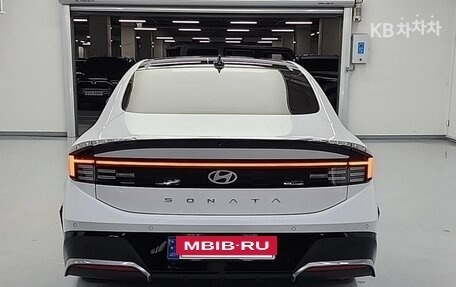 Hyundai Sonata VIII, 2023 год, 1 969 100 рублей, 4 фотография