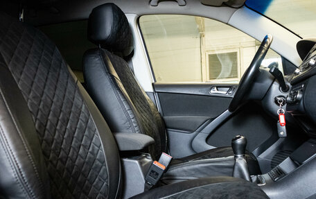 Volkswagen Tiguan I, 2013 год, 999 000 рублей, 12 фотография