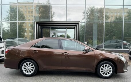 Toyota Camry, 2018 год, 2 225 000 рублей, 4 фотография