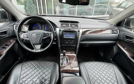 Toyota Camry, 2018 год, 2 225 000 рублей, 12 фотография