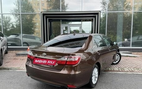 Toyota Camry, 2018 год, 2 225 000 рублей, 9 фотография