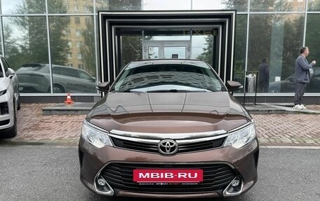 Toyota Camry, 2018 год, 2 225 000 рублей, 2 фотография