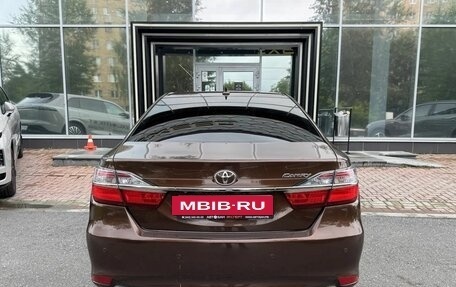 Toyota Camry, 2018 год, 2 225 000 рублей, 7 фотография
