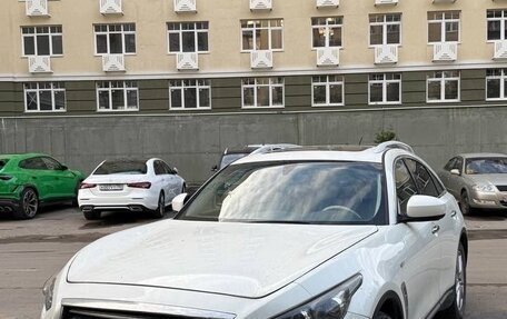 Infiniti QX70, 2013 год, 1 580 000 рублей, 1 фотография