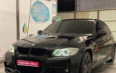 BMW 3 серия, 2006 год, 900 000 рублей, 1 фотография
