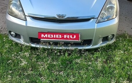 Toyota Wish II, 2003 год, 720 000 рублей, 2 фотография