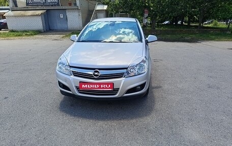 Opel Astra H, 2012 год, 650 000 рублей, 1 фотография