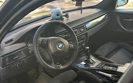 BMW 3 серия, 2006 год, 900 000 рублей, 9 фотография