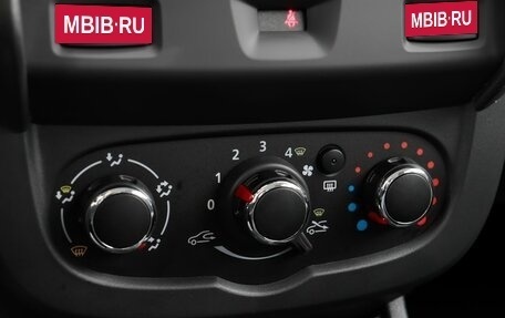 Renault Duster I рестайлинг, 2018 год, 1 899 000 рублей, 14 фотография