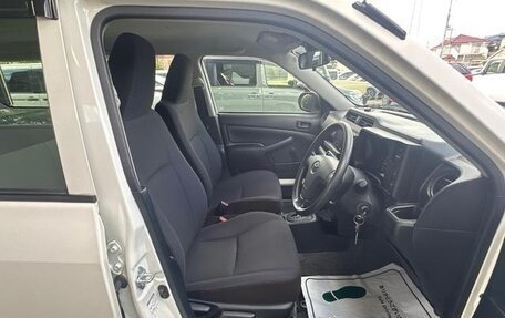 Toyota Probox I, 2016 год, 620 000 рублей, 8 фотография