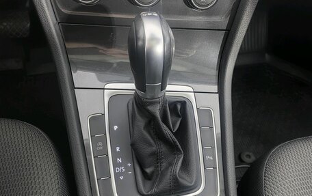 Volkswagen Golf VII, 2018 год, 1 519 000 рублей, 17 фотография