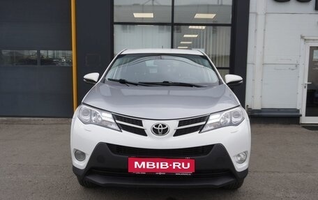 Toyota RAV4, 2013 год, 1 650 000 рублей, 2 фотография