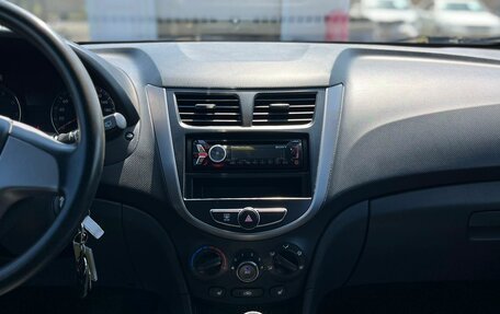 Hyundai Solaris II рестайлинг, 2014 год, 1 099 999 рублей, 20 фотография