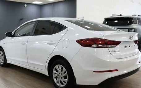 Hyundai Elantra VI рестайлинг, 2017 год, 1 410 000 рублей, 3 фотография