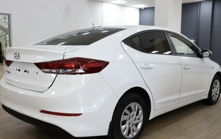 Hyundai Elantra VI рестайлинг, 2017 год, 1 410 000 рублей, 4 фотография