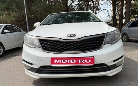 KIA Rio III рестайлинг, 2016 год, 950 000 рублей, 2 фотография
