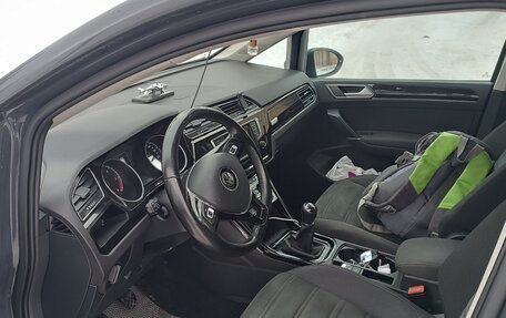 Volkswagen Touran III, 2017 год, 1 200 000 рублей, 3 фотография