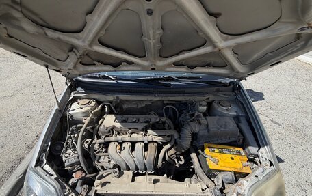 Toyota Corolla, 2004 год, 400 000 рублей, 9 фотография