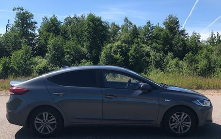 Hyundai Elantra VI рестайлинг, 2018 год, 1 330 000 рублей, 3 фотография