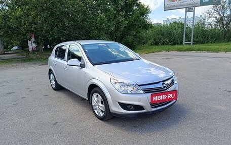 Opel Astra H, 2012 год, 650 000 рублей, 3 фотография