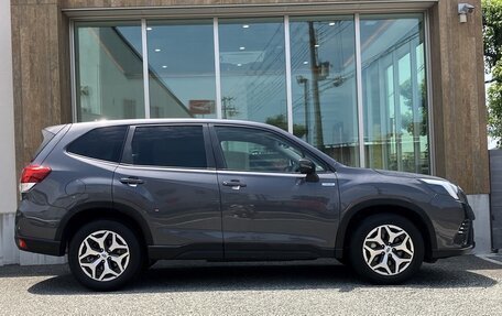 Subaru Forester, 2023 год, 2 250 000 рублей, 4 фотография