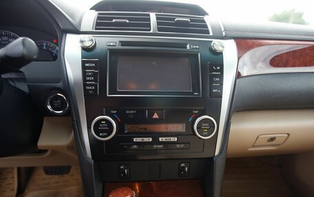 Toyota Camry, 2012 год, 1 500 000 рублей, 17 фотография